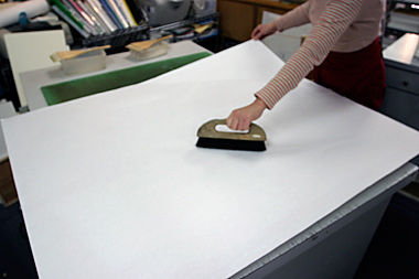 パネル張り 良く伸ばす