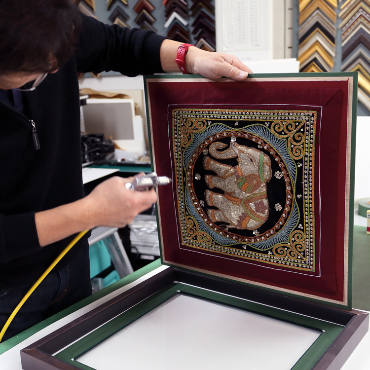 オートクチュール刺繍