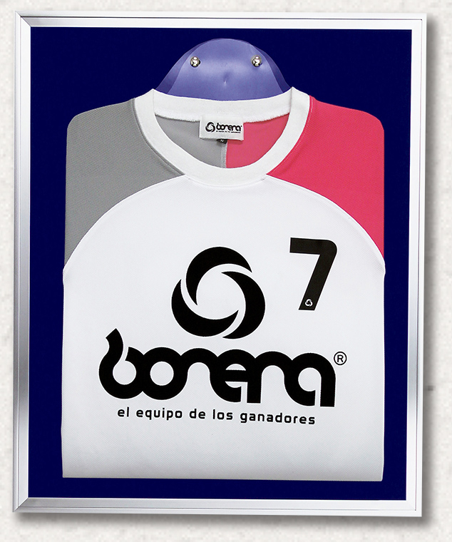 ユニフォーム額装 L-108